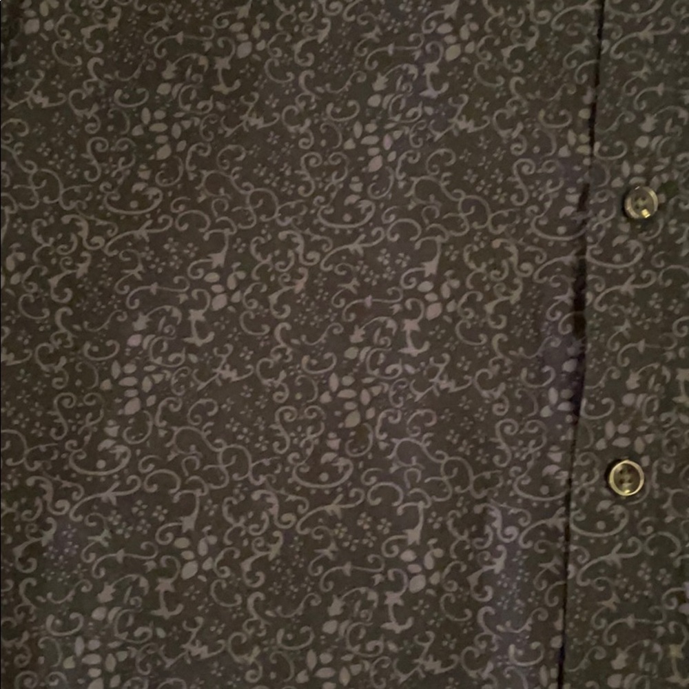 Button up - Picture 3 of 4